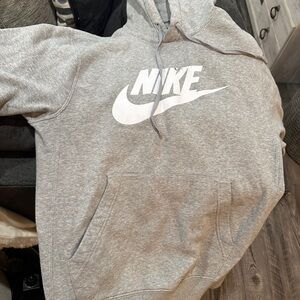 Gray men’s Nike hoodie size small